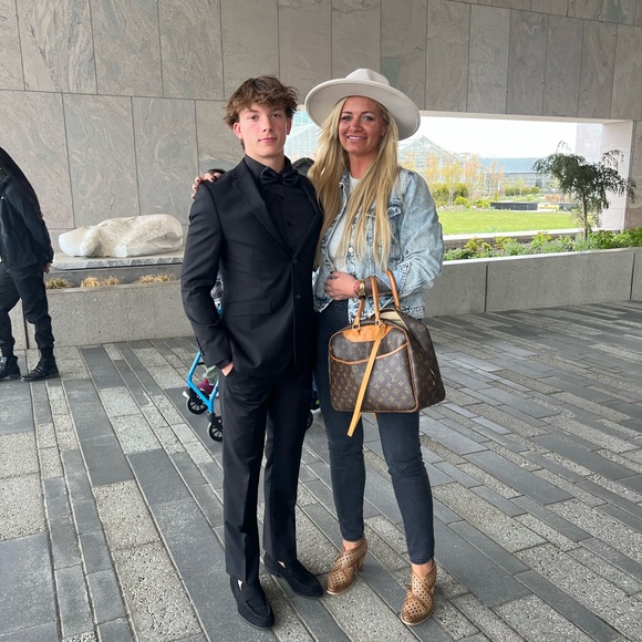 Meet your Posher, Sarah - Picture 11 of 12